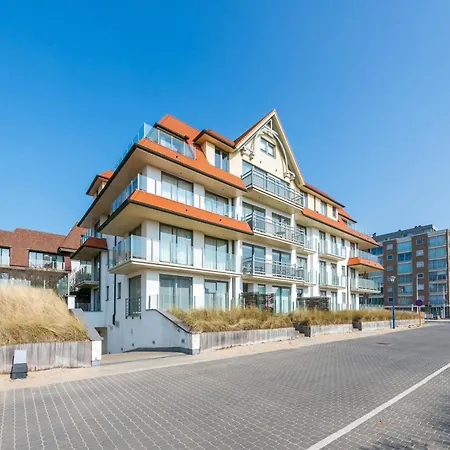 By Belgian Coast With Dune Views * 코크시데